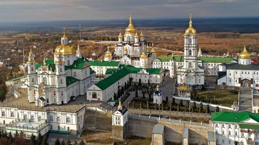 30 днів на розрив із Москвою: Почаївській лаврі встановили дедлайн