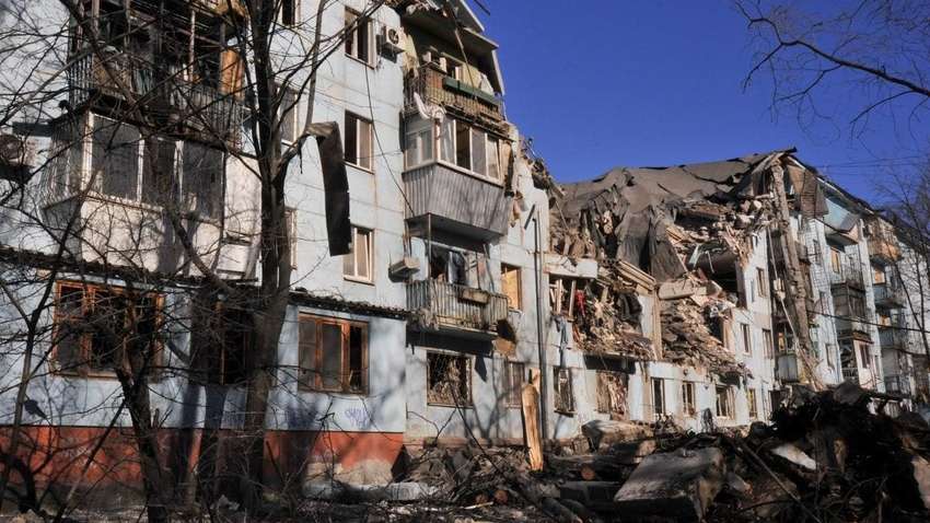 СБУ задержала мужчину, который передавал информацию оккупантам о последствиях ракетного удара по многоэтажке в Запорожье