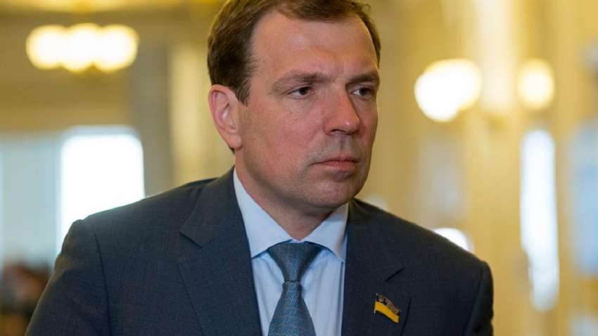 Власть хочет помешать Медведчуку исполнять обязанности нардепа - парламентарий