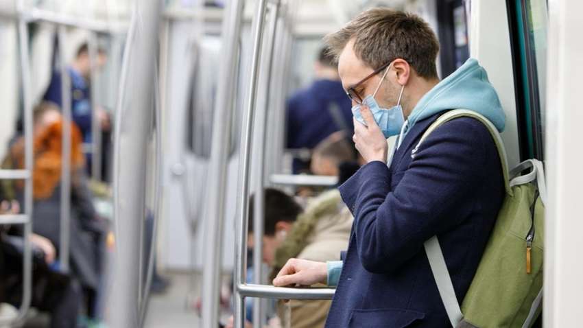 Прогноз - по 3 000 хворих COVID-19 в добу: як не допустити буму інфікування в Україні