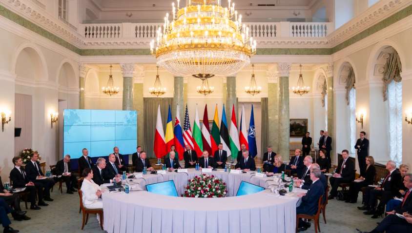 Что говорят у Байдена о сегодняшней встрече «Большой девятки» Что говорят у Байдена о сегодняшней встрече «Большой девятки»