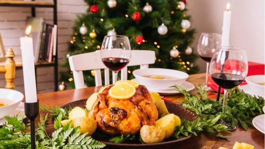 Что делать, если переел на Новый год: полезные советы