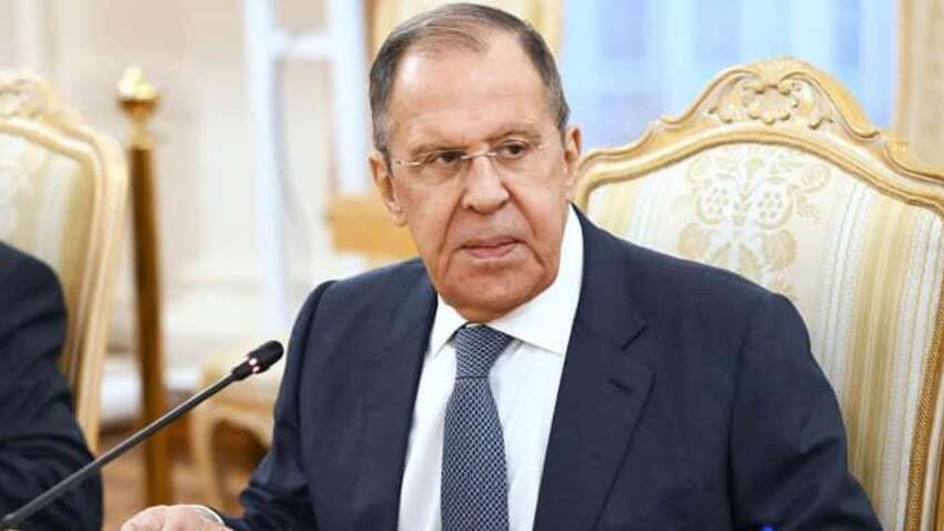 Москва требует «капитуляции» Украины: глава МИД РФ угрожает разрушением тыла и ждет посланников из Вашингтона Москва требует «капитуляции» Украины: глава МИД РФ угрожает разрушением тыла и ждет посланников из Вашингтона