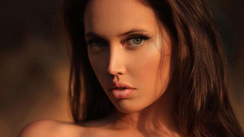 Модель Playboy рассказала, что красота мешает ей найти любовь