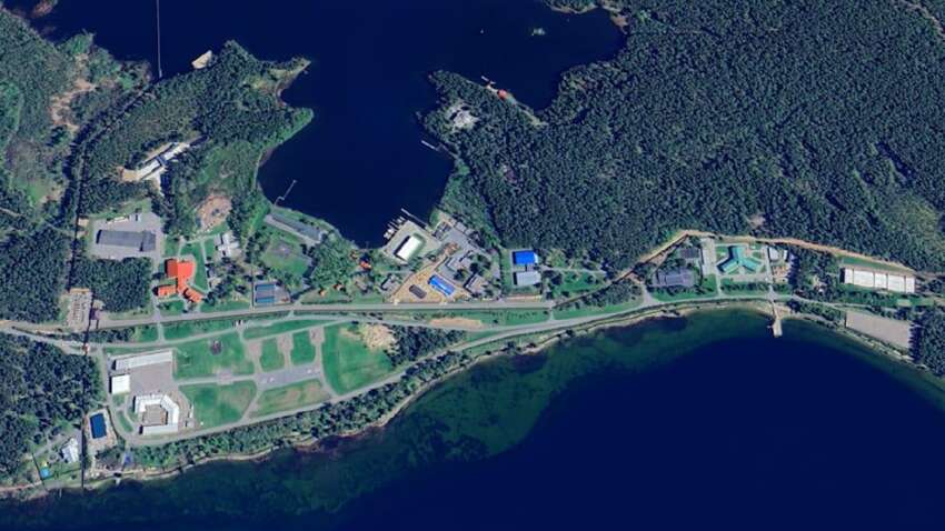 Пів мільярда євро на спокій Путіна: навколо його резиденції розгорнули подвійне кільце ППО Пів мільярда євро на спокій Путіна: навколо його резиденції розгорнули подвійне кільце ППО