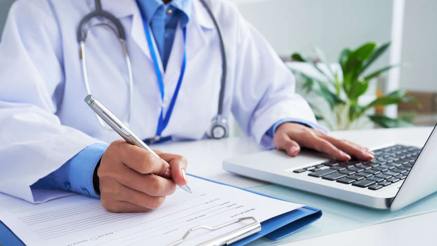 Хірурга з Рівненщини судитимуть за підроблені діагнози для ухилянтів Хірурга з Рівненщини судитимуть за підроблені діагнози для ухилянтів