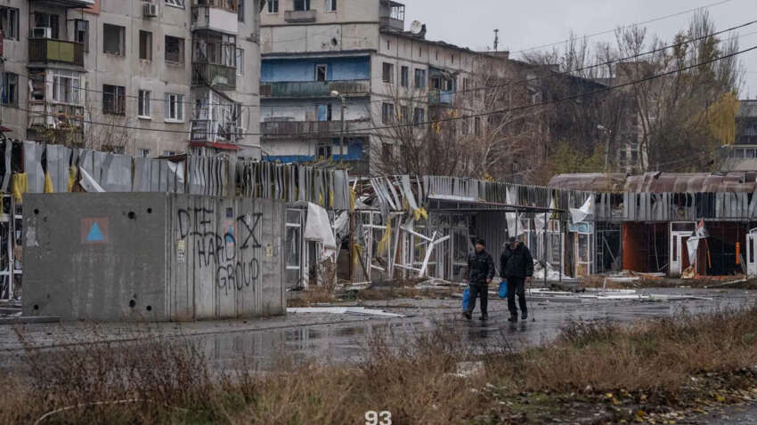В городе тысячи мирных жителей: куда пытаются пробраться россияне В городе тысячи мирных жителей: куда пытаются пробраться россияне