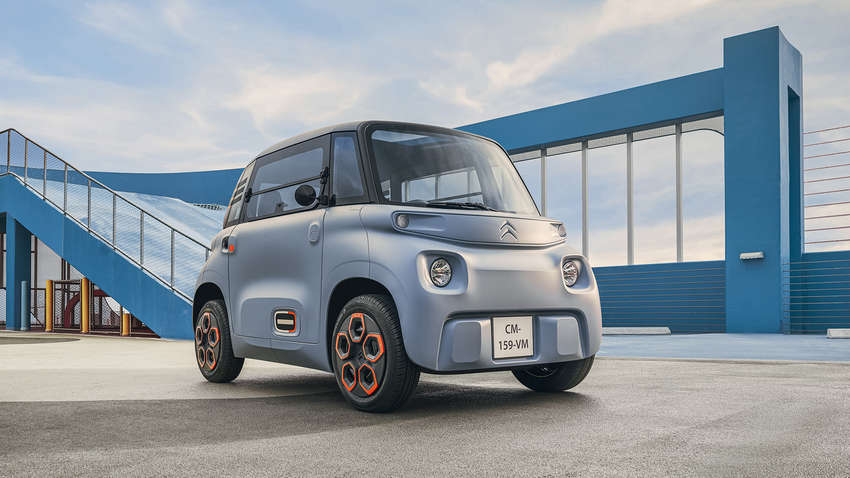 Французский автопроизводитель представил электромобиль для подростков Французский автопроизводитель представил электромобиль для подростков