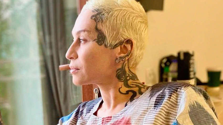 Российская певица сделала провокационную татуировку с Бандерой: как отреагировали в РФ Российская певица сделала провокационную татуировку с Бандерой: как отреагировали в РФ