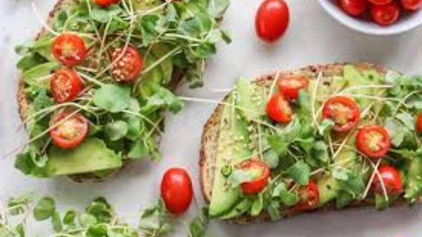 Витамины из подоконника – почему микрогрин зимой стал спасительным трендом для здоровья и психики.