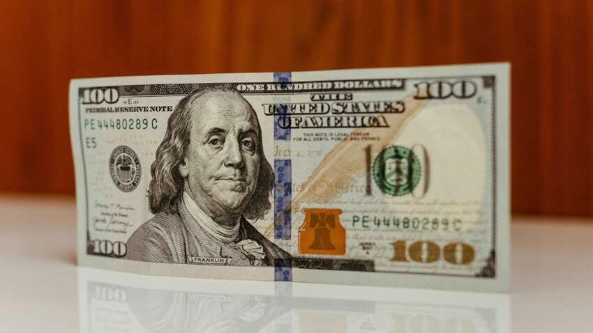 Стало известно, сколько процентов ВВП будет отдавать Украина за долги в следующие 3 года