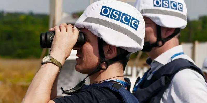 Українські позиції на Донбасі буде інспектувати бойовик з Росії: подробиці