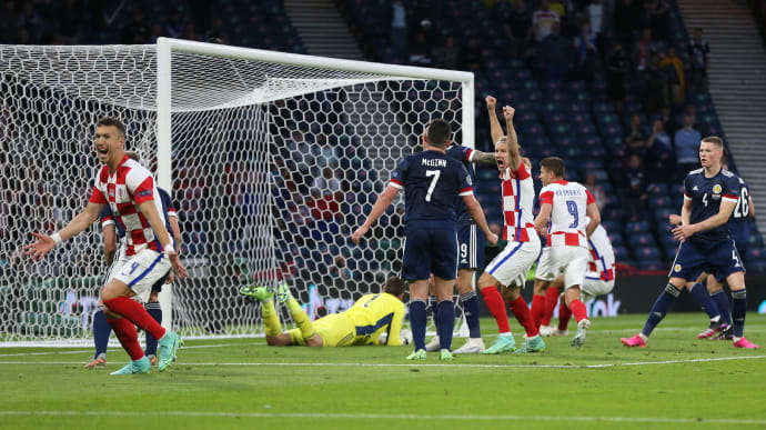 Евро-2020: Хорватия не пустила в 1/8 финала Шотландию, Англия - сильнее чехов Евро-2020: Хорватия не пустила в 1/8 финала Шотландию, Англия - сильнее чехов