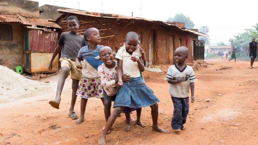 ЮНЕСКО бьет тревогу: 12 млн детей могут никогда не пойти в школу