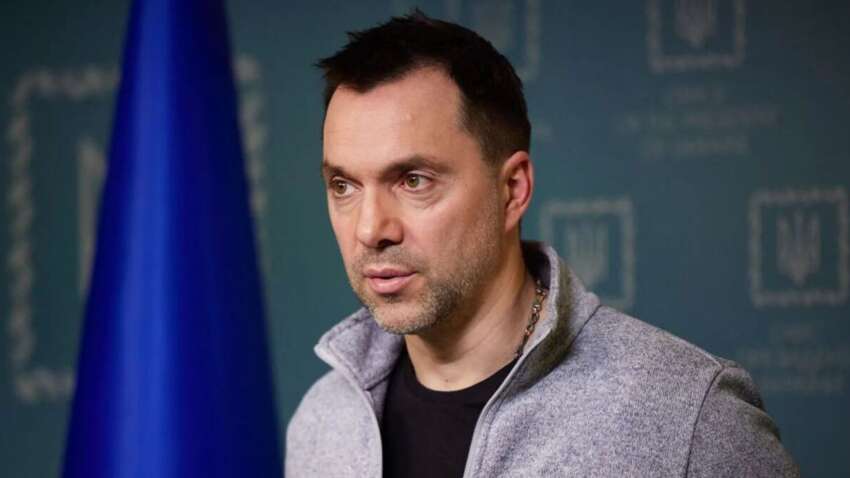«Это не закончится»: Арестович объяснил, почему война вышла за пределы логики и что ждет Россию «Это не закончится»: Арестович объяснил, почему война вышла за пределы логики и что ждет Россию