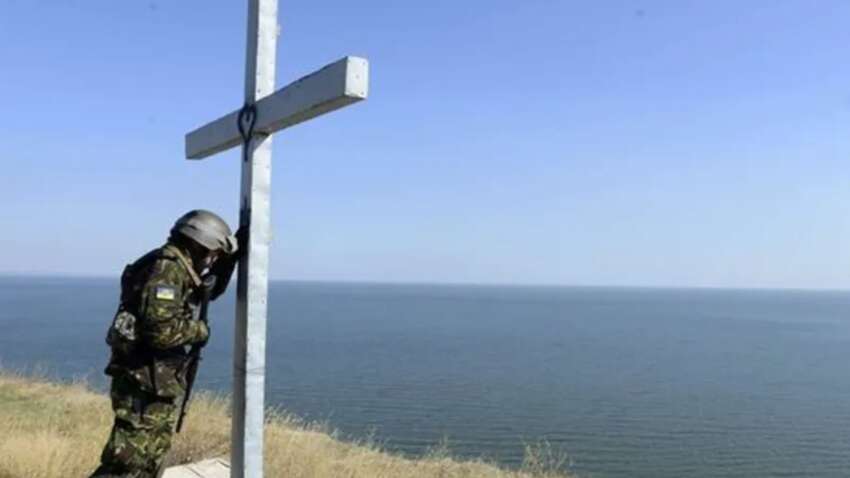 Молитва о пропавших воинах: священник объяснил, как не совершить духовную ошибку