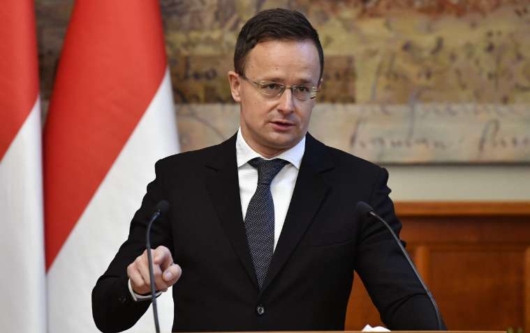 В Угорщині зробили заяву щодо поставок зброї для України В Угорщині зробили заяву щодо поставок зброї для України