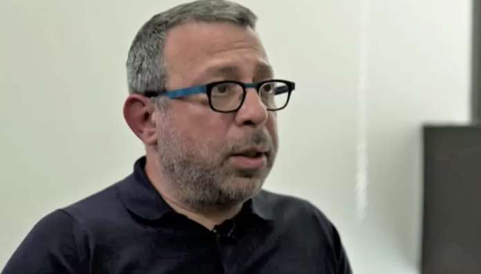 Нотаріус допоміг компанії, яку пов'язують із Корбаном, отримати землю під забудову на набережній Дніпра, - блогер