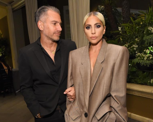 Леді Гага знову спілкується з колишнім нареченим 