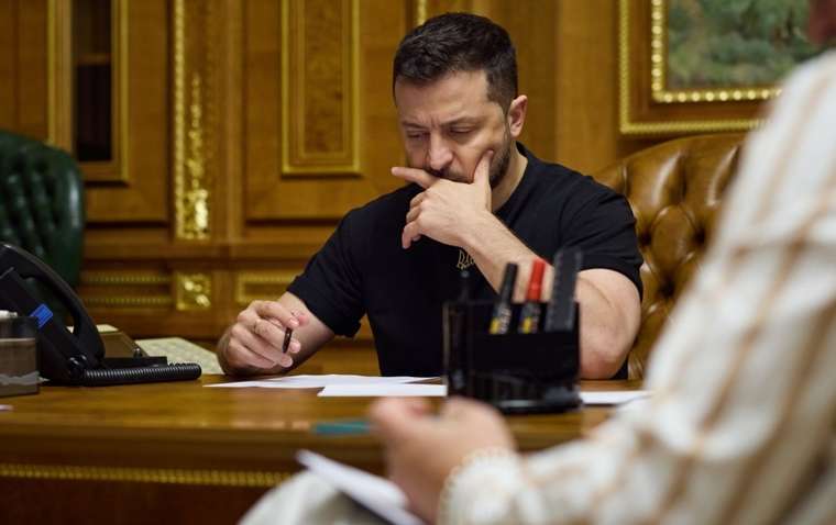 Какие сигналы скрывает в себе статья TIME о Зеленском и Украине: в чем главная угроза