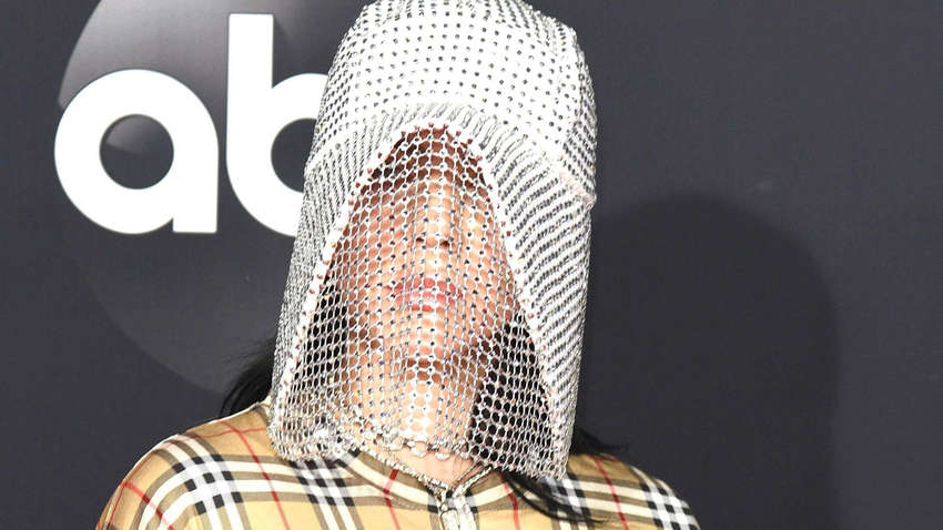 Найгірші вбрання світових зірок на American Music Awards