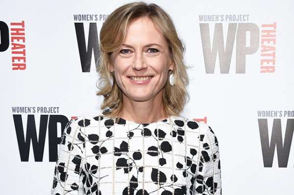 Компанию Warner Brothers впервые в истории возглавила женщина