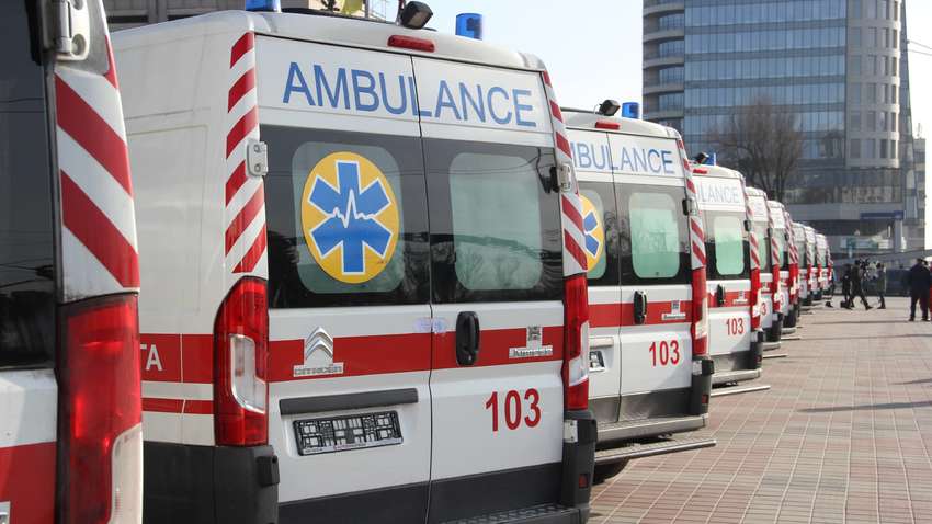 В одном из гипермаркетов оборвался лифт: мужчина скончался до приезда скорой