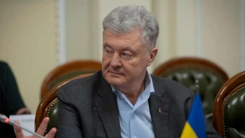 Порошенко "засветил" новые кроссовки: стоимость обновки удивила (ФОТО)
