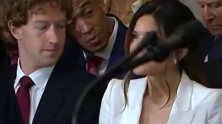 Цукерберг стал главным героем инаугурации Трампа: чья грудь ему помогла (ФОТО, ВИДЕО) Цукерберг стал главным героем инаугурации Трампа: чья грудь ему помогла (ФОТО, ВИДЕО)