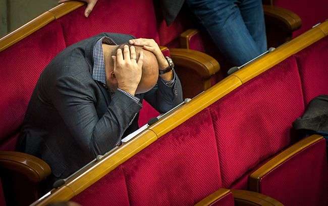 Депутатов будут прослушивать и обыскивать без согласия парламента 