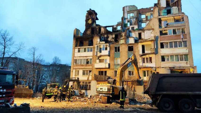 Один із будинків у Тернополі після удару РФ не можна відбудувати: що обіцяють мешканцям Один із будинків у Тернополі після удару РФ не можна відбудувати: що обіцяють мешканцям