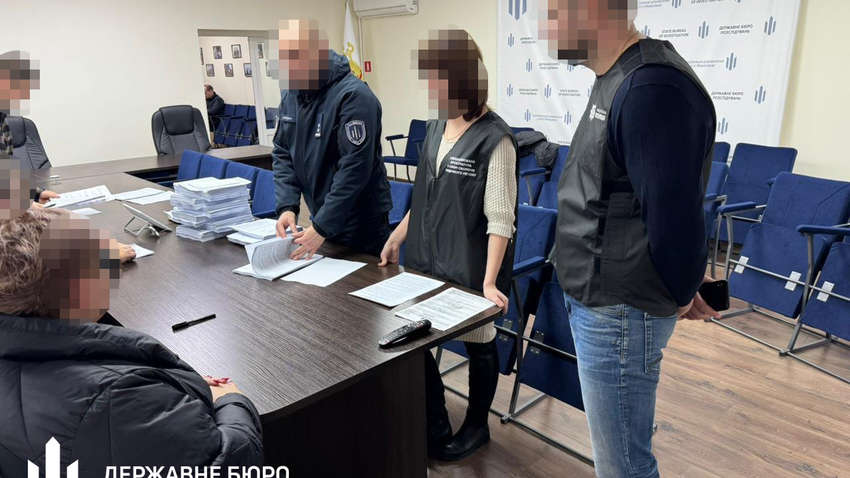 Грязные тендеры: как депутаты поставляют армии некачественную форму ВСУ Грязные тендеры: как депутаты поставляют армии некачественную форму ВСУ