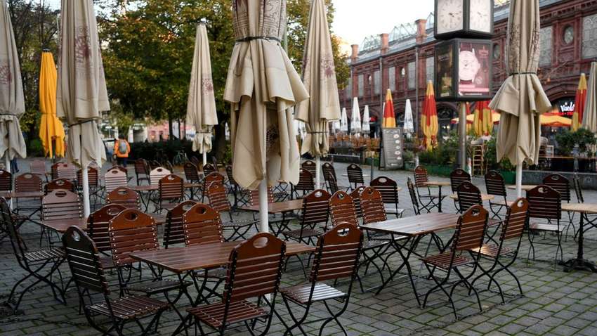 Ужесточение ограничений из-за распространения вируса: как Германия готовится встречать новогодние праздники Ужесточение ограничений из-за распространения вируса: как Германия готовится встречать новогодние праздники