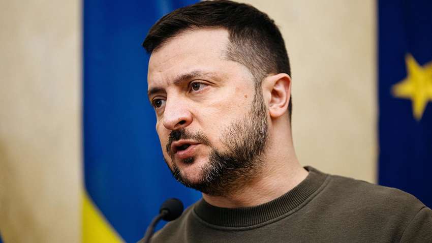 "Чрезвычайно сложно": Зеленский заявил о тяжелой ситуации у Покровска