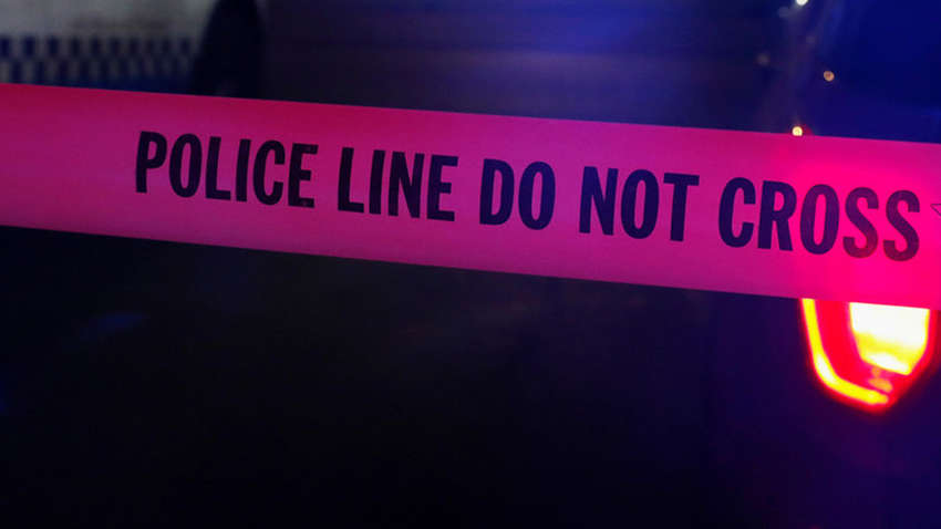 В США на вечеринке вооруженного мужчину до смерти забросали кирпичами В США на вечеринке вооруженного мужчину до смерти забросали кирпичами