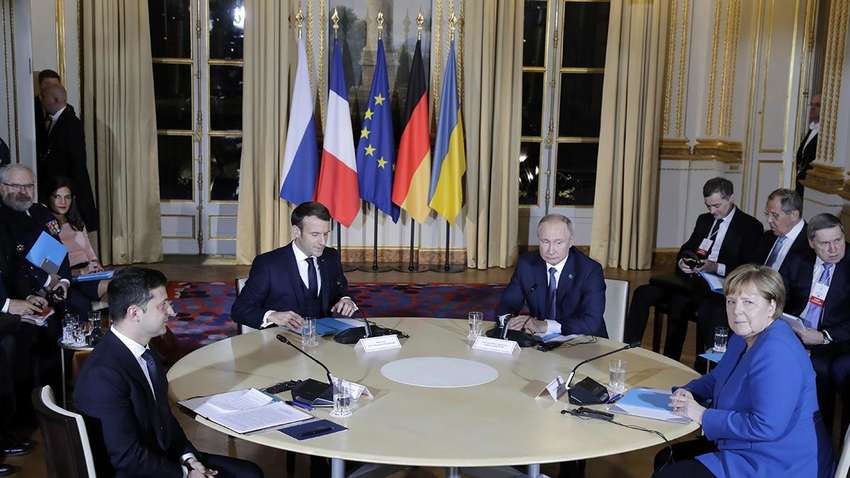 Перегляд «Мінська»: експерти розповіли про шанси України