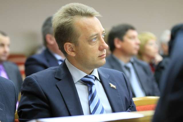 СМИ: Депутаты «Евросолидарности» в войну продолжают платить налоги в российский бюджет СМИ: Депутаты «Евросолидарности» в войну продолжают платить налоги в российский бюджет