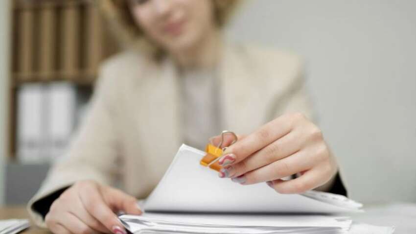 "Без этого на работу не возьмут": в Украине вводят новое требование для учителей и воспитателей