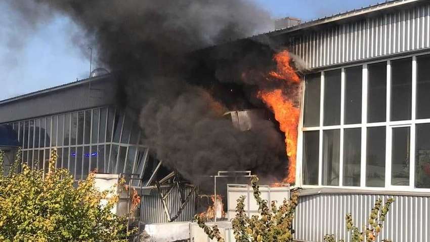 На заводе в Сумах прогремел взрыв, есть пострадавшие 