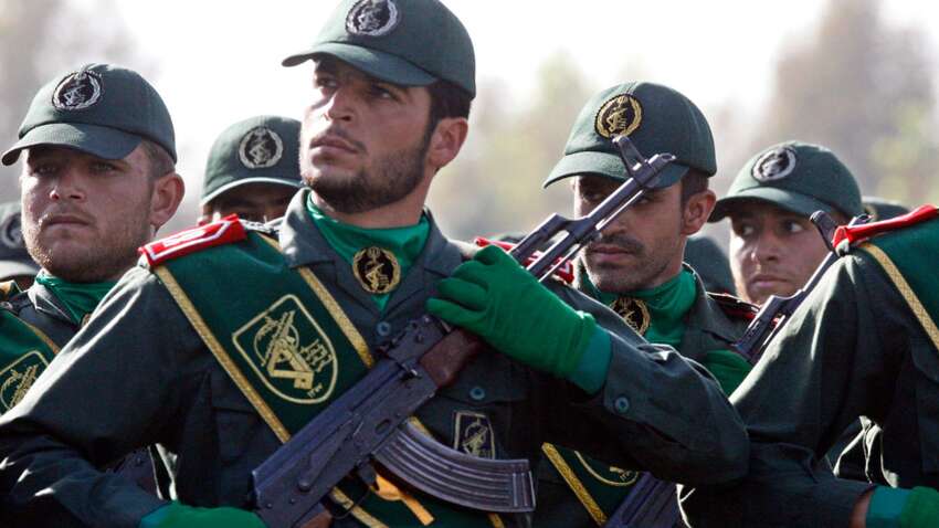 Іранські військові пригрозили "жорстокою відповіддю" на удари США