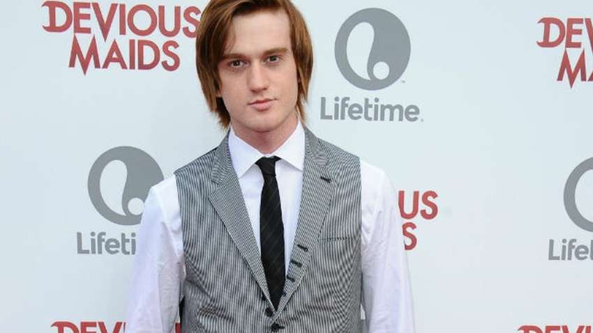 В США застрелили звезду сериала «Поверхность»