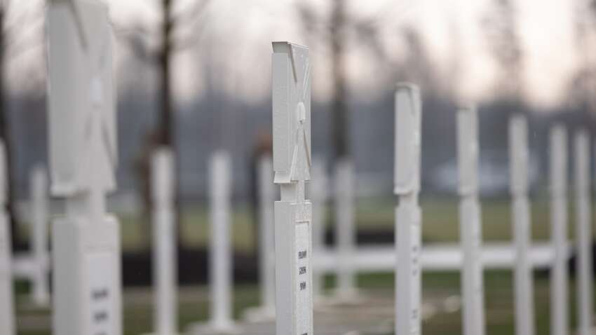 Место, куда можно прийти, даже если нет могилы: в Киеве создают новое пространство памяти для павших Героев