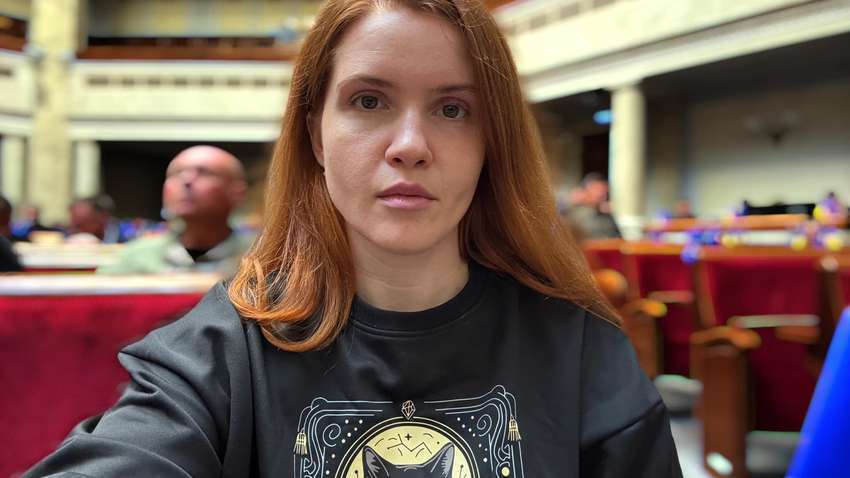 Безугла розкритикувала Стерненка та Лачена, а потім спробувала виправдатися