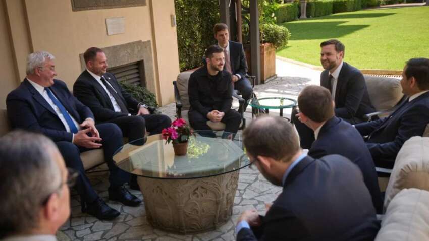 Говорили о мире и санкциях: Зеленский сообщил детали встречи с Вэнсом