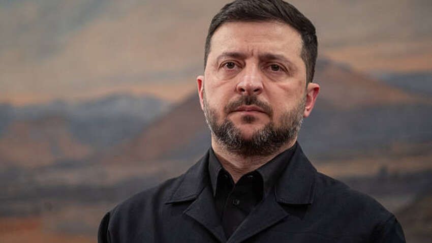 Подготовка к выборам уже началась: Зеленский заинтриговал заявлением