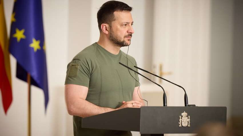 Зеленський назвав вчинок Байдена, якому аплодуватиме Путін