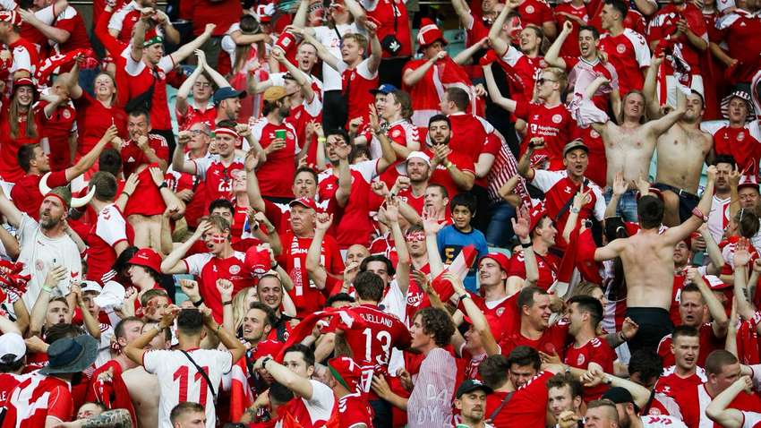 Какими словами датские игроки отблагодарили своих болельщиков за поддержку на Евро-2020