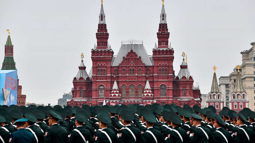 "Парад Перемоги в Москві може призвести до нового спалаху COVID-19", - ВООЗ "Парад Перемоги в Москві може призвести до нового спалаху COVID-19", - ВООЗ