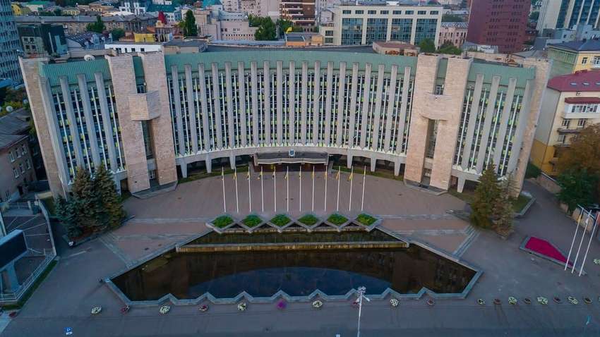 Піар на мільйон: хто отримає замовлення облради Дніпра на рекламу депутатів Піар на мільйон: хто отримає замовлення облради Дніпра на рекламу депутатів