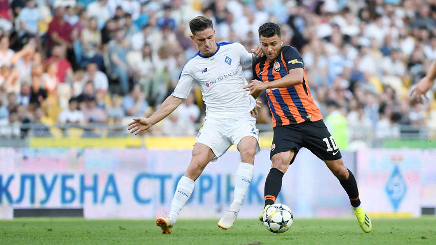 "Динамо" оказалось сильнее "Шахтера" в Суперкубке Украины 